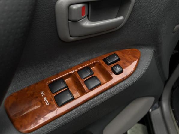 Toyota Land Cruiser 100 Series Рестайлинг 2 с пробегом 2007 года, цена 2 319 000 рублей, 525239 км, внедорожник, Автокод Объявления