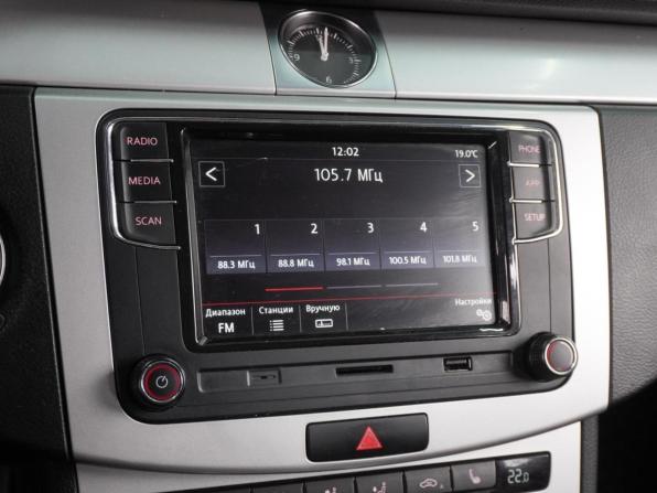 Volkswagen Passat B7 с пробегом 2013 года, цена 1 463 000 рублей, 195001 км, седан, Автокод Объявления