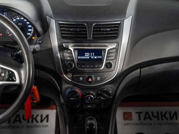 Hyundai Solaris I Рестайлинг с пробегом 2015 года, цена 975 000 рублей, 86620 км, хэтчбек, Автокод Объявления