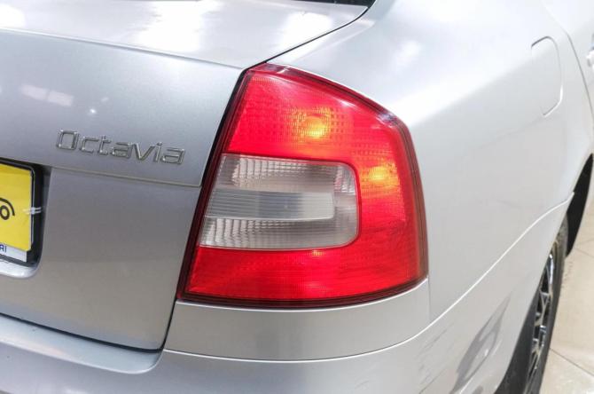 Skoda Octavia II (A5) Рестайлинг с пробегом 2013 года, цена 949 000 рублей, 255000 км, лифтбек, Автокод Объявления