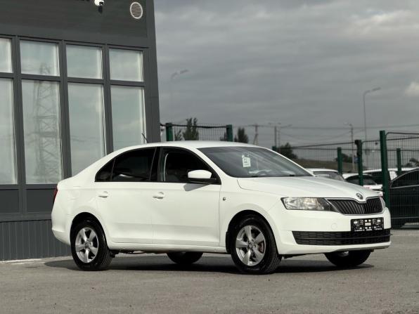Skoda Rapid I с пробегом 2015 года, цена 900 000 рублей, 139806 км, лифтбек, Автокод Объявления