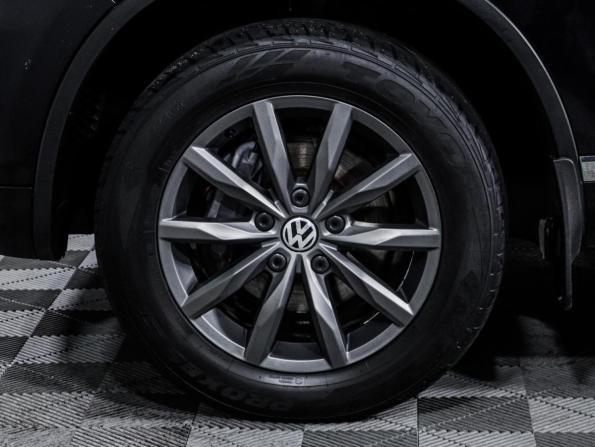 Volkswagen Touareg II с пробегом 2010 года, цена 1 690 000 рублей, 282598 км, внедорожник, Автокод Объявления
