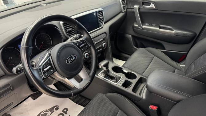 Kia Sportage IV Рестайлинг с пробегом 2021 года, цена 2 599 500 рублей, 50921 км, внедорожник, Автокод Объявления