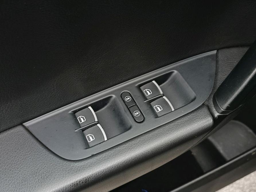 Volkswagen Touareg II Санкт-Петербург  - изображение 28