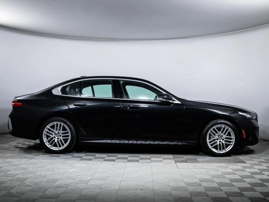 BMW 5 серии VIII (G60/G61/G68) Москва  - изображение 4