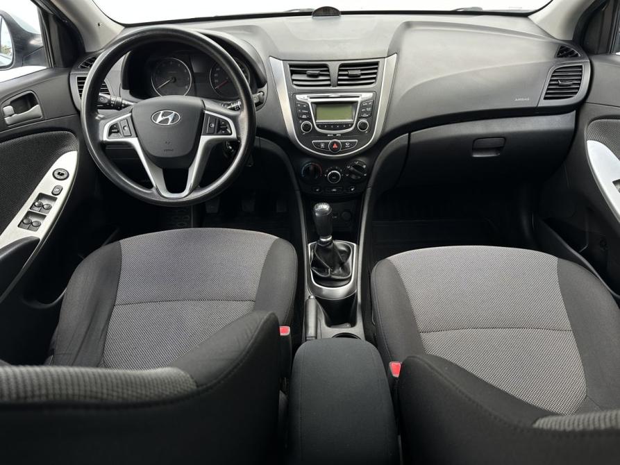 Hyundai Solaris I Москва  - изображение 11