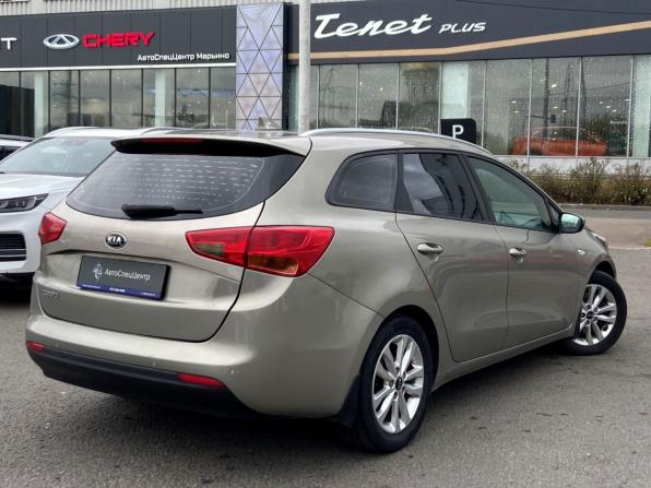 Kia Ceed II Рестайлинг с пробегом 2017 года, цена 1 318 000 рублей, 116000 км, универсал, Автокод Объявления