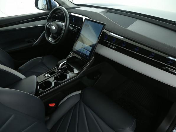 Geely Atlas II с пробегом 2024 года, цена 2 695 000 рублей, 49000 км, внедорожник, Автокод Объявления