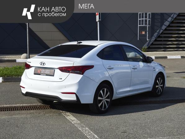 Hyundai Solaris II с пробегом 2019 года, цена 1 355 000 рублей, 111779 км, седан, Автокод Объявления