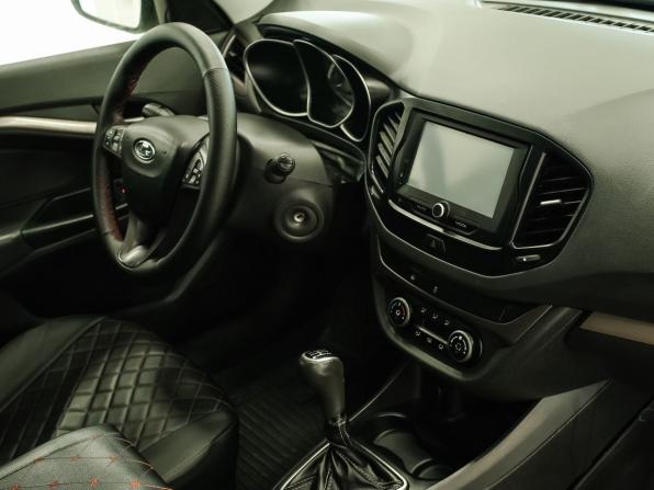 Lada (ВАЗ) Vesta I с пробегом 2015 года, цена 570 000 рублей, 296473 км, седан, Автокод Объявления