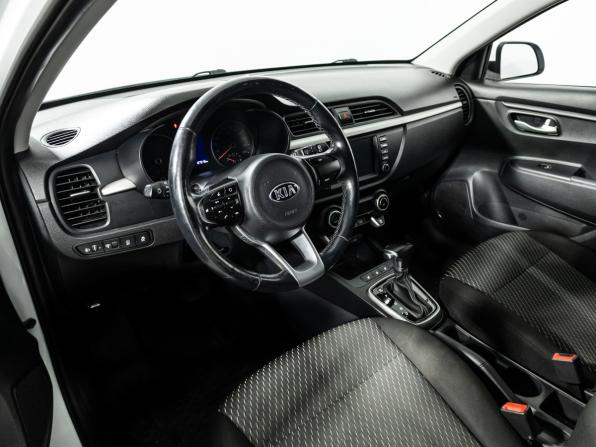 Kia Rio IV с пробегом 2018 года, цена 1 399 900 рублей, 127212 км, хэтчбек, Автокод Объявления