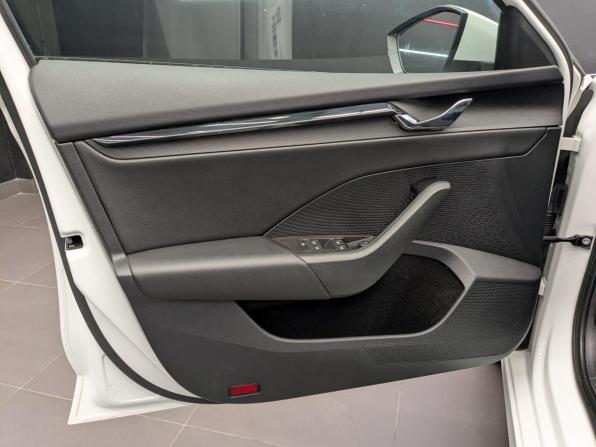 Skoda Octavia IV (A8) с пробегом 2021 года, цена 2 050 000 рублей, 142559 км, лифтбек, Автокод Объявления