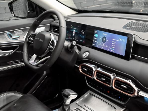 JETOUR X70+ I Рестайлинг с пробегом 2024 года, цена 2 355 000 рублей, 52506 км, внедорожник, Автокод Объявления