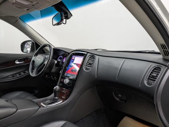 Infiniti QX50 I Рестайлинг с пробегом 2016 года, цена 2 400 000 рублей, 80585 км, внедорожник, Автокод Объявления