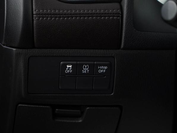 Mazda 6 III (GJ) Рестайлинг с пробегом 2016 года, цена 2 097 444 рубля, 117450 км, седан, Автокод Объявления