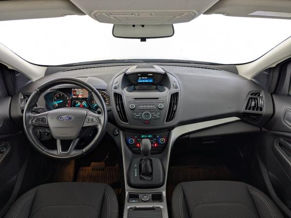 Ford Kuga II Рестайлинг с пробегом 2017 года, цена 1 750 000 рублей, 126876 км, внедорожник, Автокод Объявления