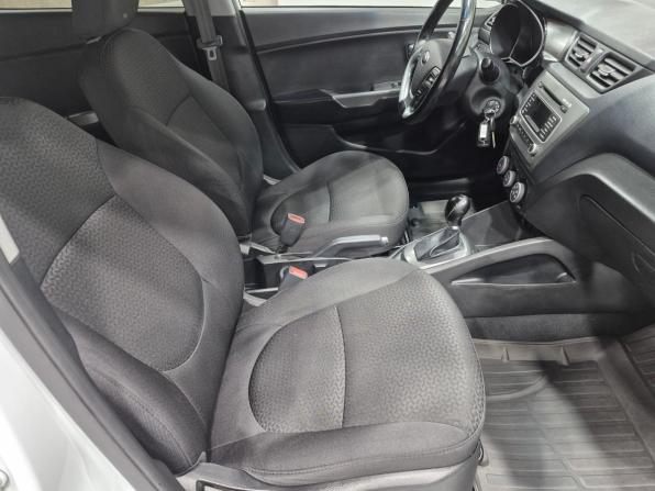 Kia Rio III Рестайлинг с пробегом 2016 года, цена 1 161 000 рублей, 92000 км, седан, Автокод Объявления