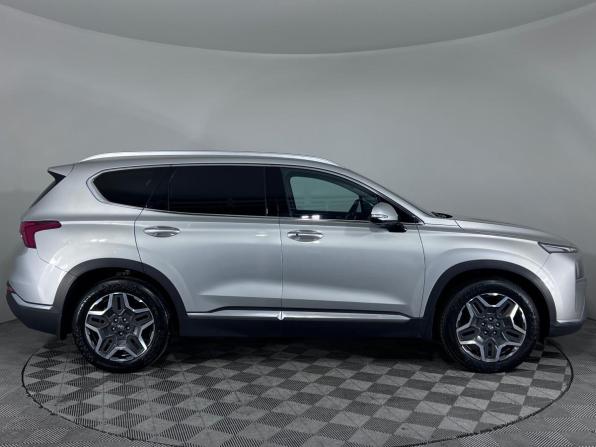 Hyundai Santa Fe IV Рестайлинг с пробегом 2023 года, цена 3 725 000 рублей, 61479 км, внедорожник, Автокод Объявления