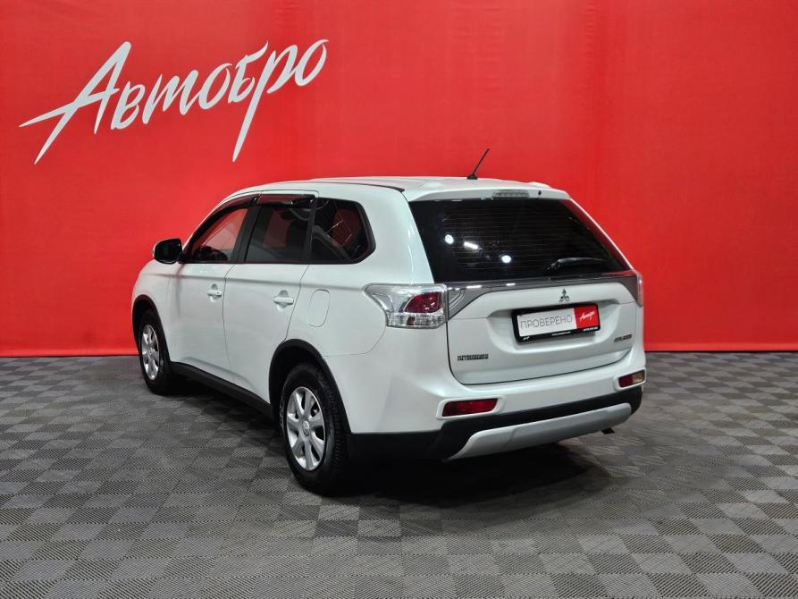 Mitsubishi Outlander III Рестайлинг Вологда  - изображение 3