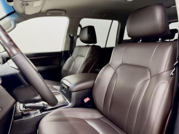 Toyota Land Cruiser 200 Series Рестайлинг 1 с пробегом 2015 года, цена 3 740 000 рублей, 259285 км, внедорожник, Автокод Объявления