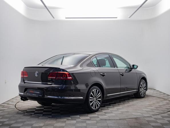Volkswagen Passat B7 с пробегом 2014 года, цена 1 045 000 рублей, 201302 км, седан, Автокод Объявления