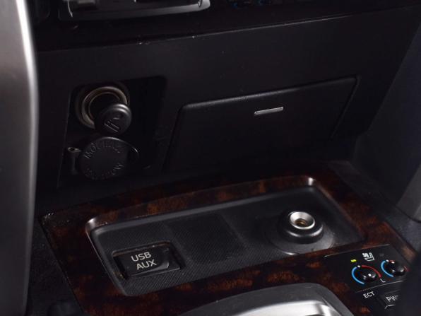 Toyota Land Cruiser 200 Series Рестайлинг 1 с пробегом 2012 года, цена 3 349 995 рублей, 347047 км, внедорожник, Автокод Объявления