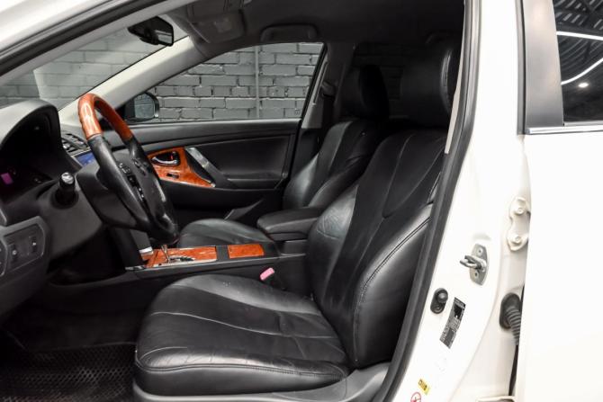 Toyota Camry VI (XV40) Рестайлинг с пробегом 2010 года, цена 1 200 000 рублей, 274440 км, седан, Автокод Объявления