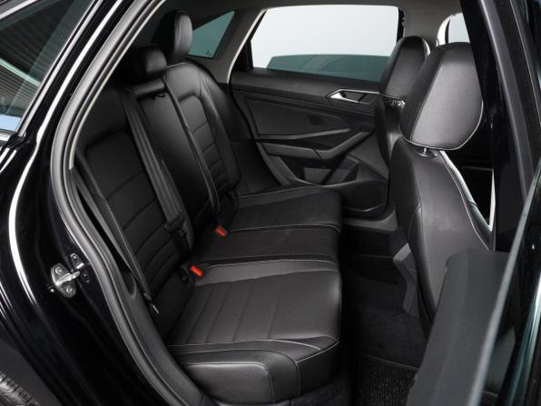 Volkswagen Jetta VII Рестайлинг с пробегом 2022 года, цена 2 345 000 рублей, 42141 км, седан, Автокод Объявления