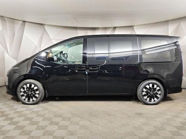 Hyundai Staria I с пробегом 2025 года, цена 8 760 000 рублей, 2864 км, минивэн, Автокод Объявления