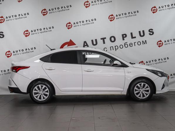 Hyundai Solaris II Рестайлинг с пробегом 2021 года, цена 1 249 000 рублей, 215050 км, седан, Автокод Объявления