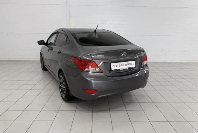 Hyundai Solaris I с пробегом 2013 года, цена 820 000 рублей, 161283 км, седан, Автокод Объявления