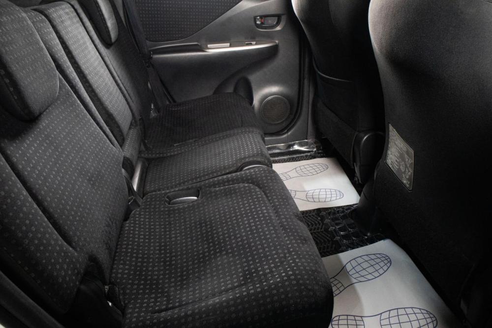 Toyota Ractis I Сургут  - изображение 15