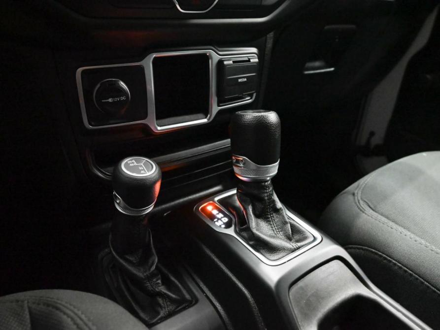 Jeep Wrangler IV (JL) Екатеринбург  - изображение 14