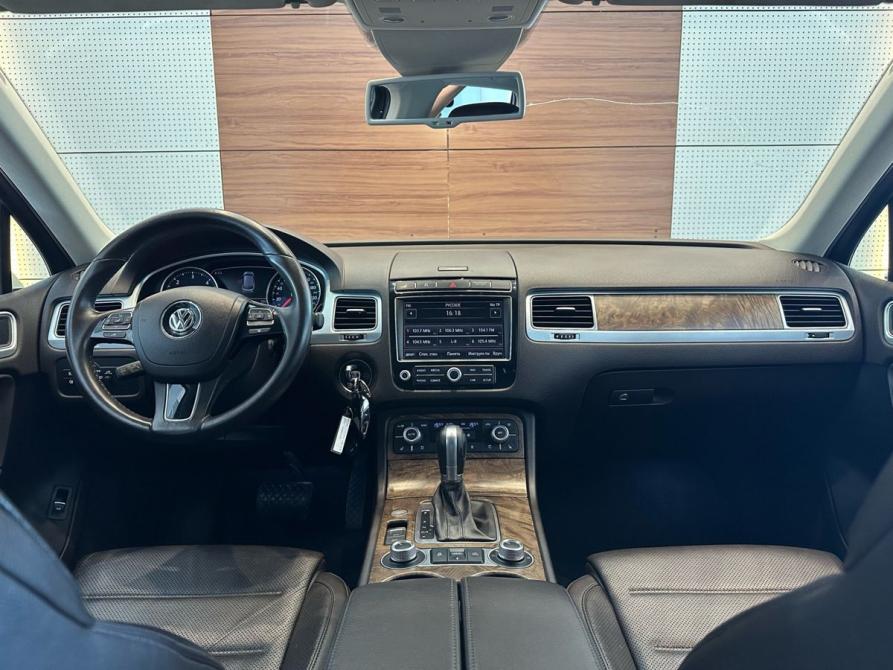 Volkswagen Touareg II Рестайлинг Челябинск  - изображение 8