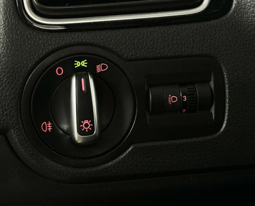 Volkswagen Polo V Рестайлинг Москва  - изображение 9