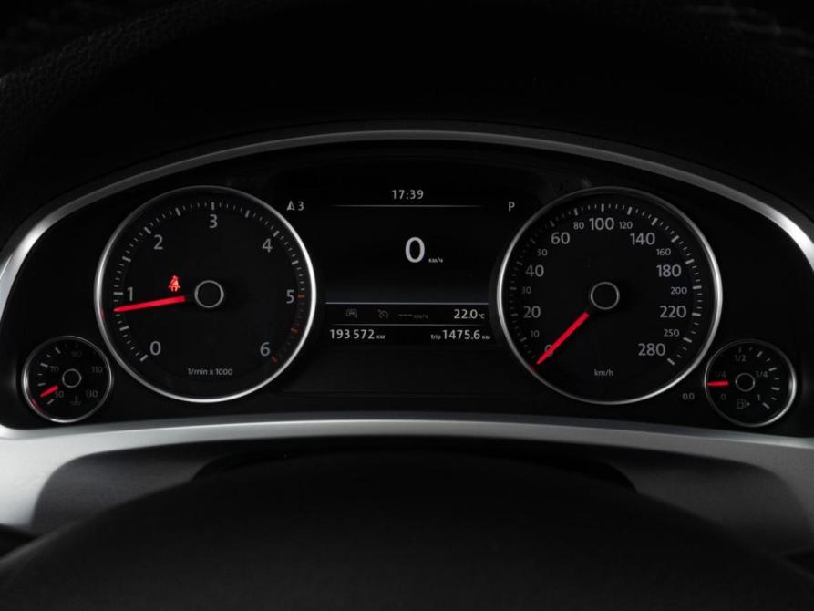 Volkswagen Touareg II Рестайлинг Тюмень  - изображение 14