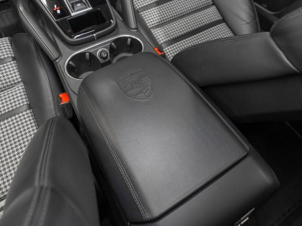 Porsche Cayenne III с пробегом 2019 года, цена 9 990 000 рублей, 82800 км, внедорожник, Автокод Объявления