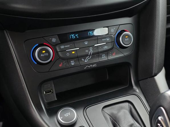 Ford Focus III Рестайлинг с пробегом 2015 года, цена 1 469 000 рублей, 7846 км, хэтчбек, Автокод Объявления