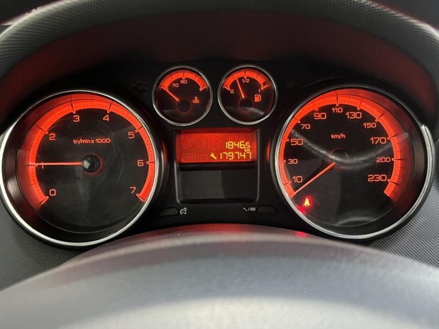 Peugeot 408 I Курск  - изображение 10