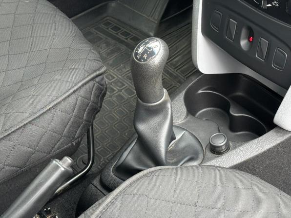 Renault Logan II с пробегом 2014 года, цена 550 000 рублей, 77000 км, седан, Автокод Объявления