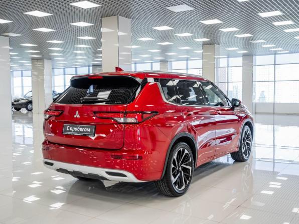 Mitsubishi Outlander IV с пробегом 2023 года, цена 3 946 000 рублей, 30556 км, внедорожник, Автокод Объявления