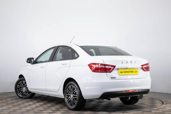 Lada (ВАЗ) Vesta I с пробегом 2018 года, цена 699 000 рублей, 180585 км, седан, Автокод Объявления