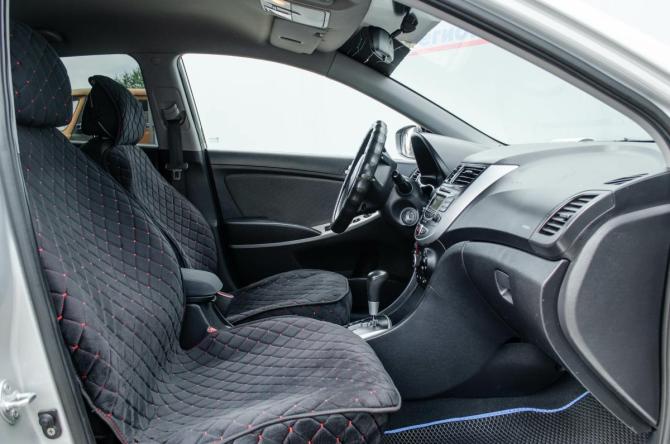Hyundai Solaris I с пробегом 2012 года, цена 599 000 рублей, 270000 км, хэтчбек, Автокод Объявления