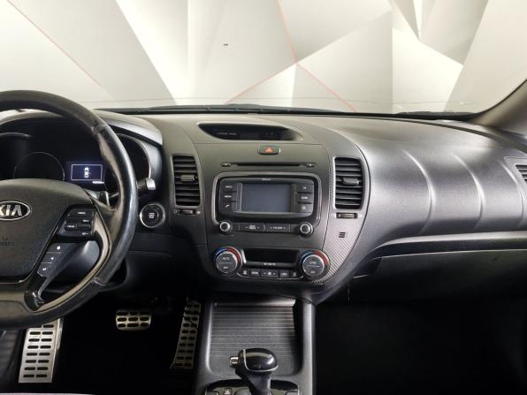 Kia Cerato III Рестайлинг (Classic) с пробегом 2017 года, цена 800 000 рублей, 438010 км, седан, Автокод Объявления