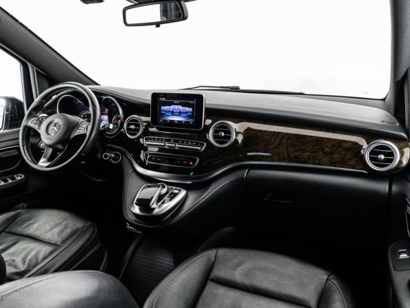 Mercedes-Benz V-Класс III (W447) Рестайлинг с пробегом 2019 года, цена 3 999 000 рублей, 198928 км, минивэн, Автокод Объявления