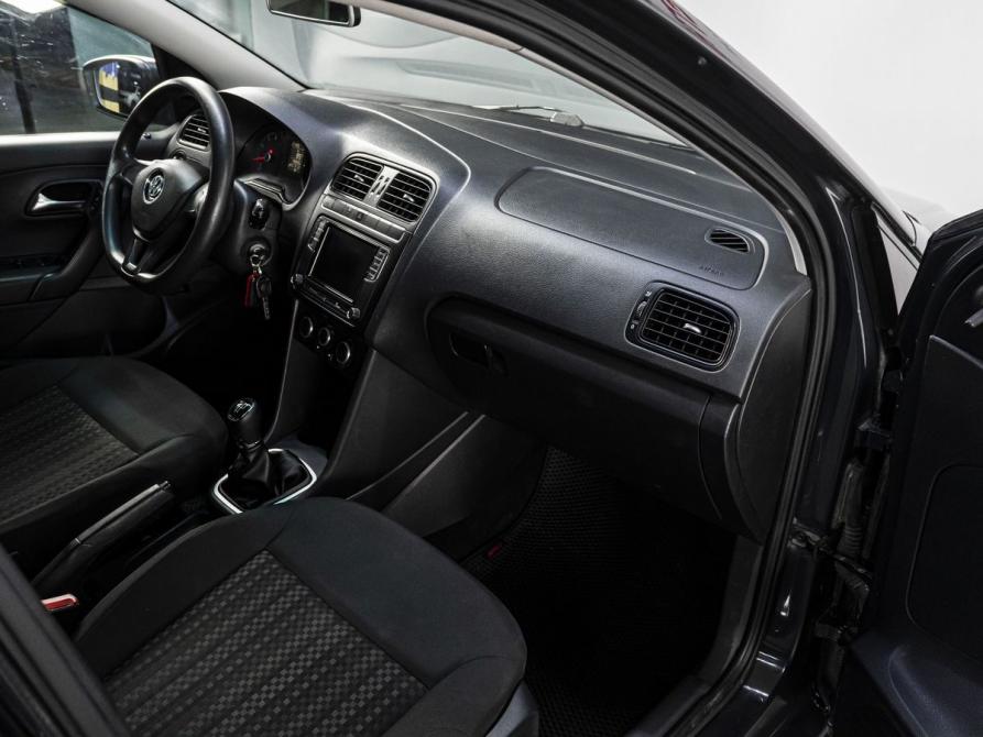 Volkswagen Polo V Рестайлинг Тюмень  - изображение 15