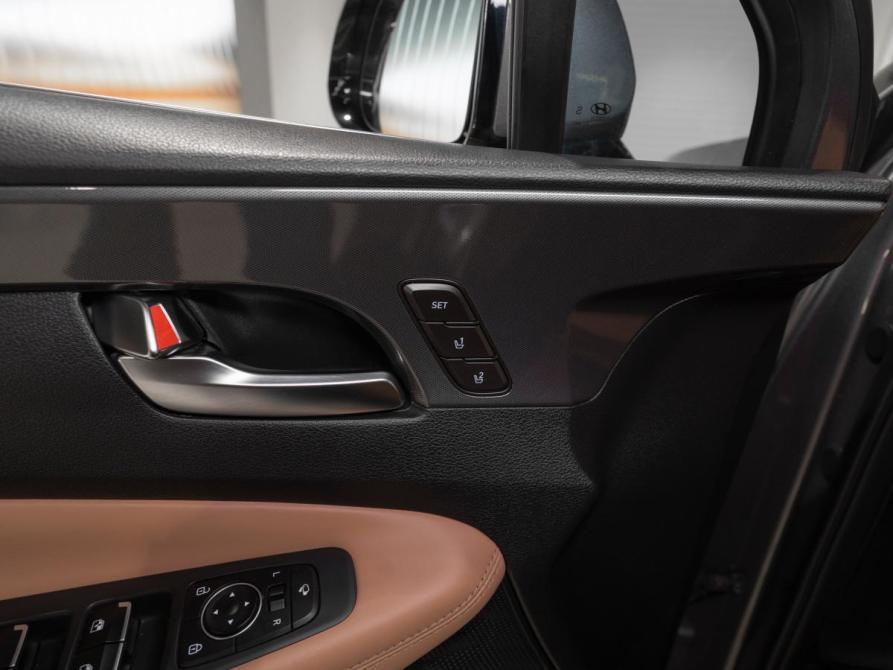 Hyundai Santa Fe IV Рестайлинг Москва  - изображение 17