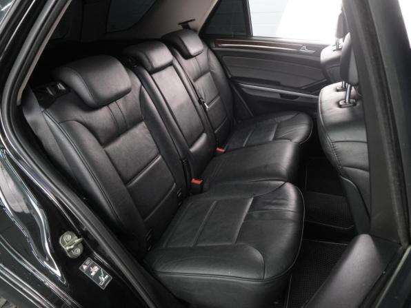Mercedes-Benz M-Класс II (W164) Рестайлинг с пробегом 2010 года, цена 1 649 000 рублей, 227261 км, внедорожник, Автокод Объявления