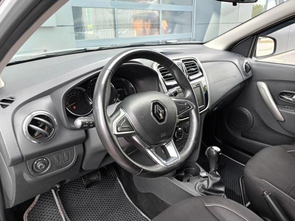 Renault Sandero II с пробегом 2018 года, цена 1 239 000 рублей, 57256 км, хэтчбек, Автокод Объявления