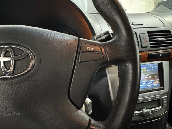 Toyota Avensis II Рестайлинг с пробегом 2006 года, цена 720 000 рублей, 219744 км, седан, Автокод Объявления